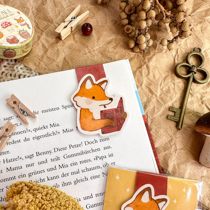 Magnetic Bookmark - Fox Reader