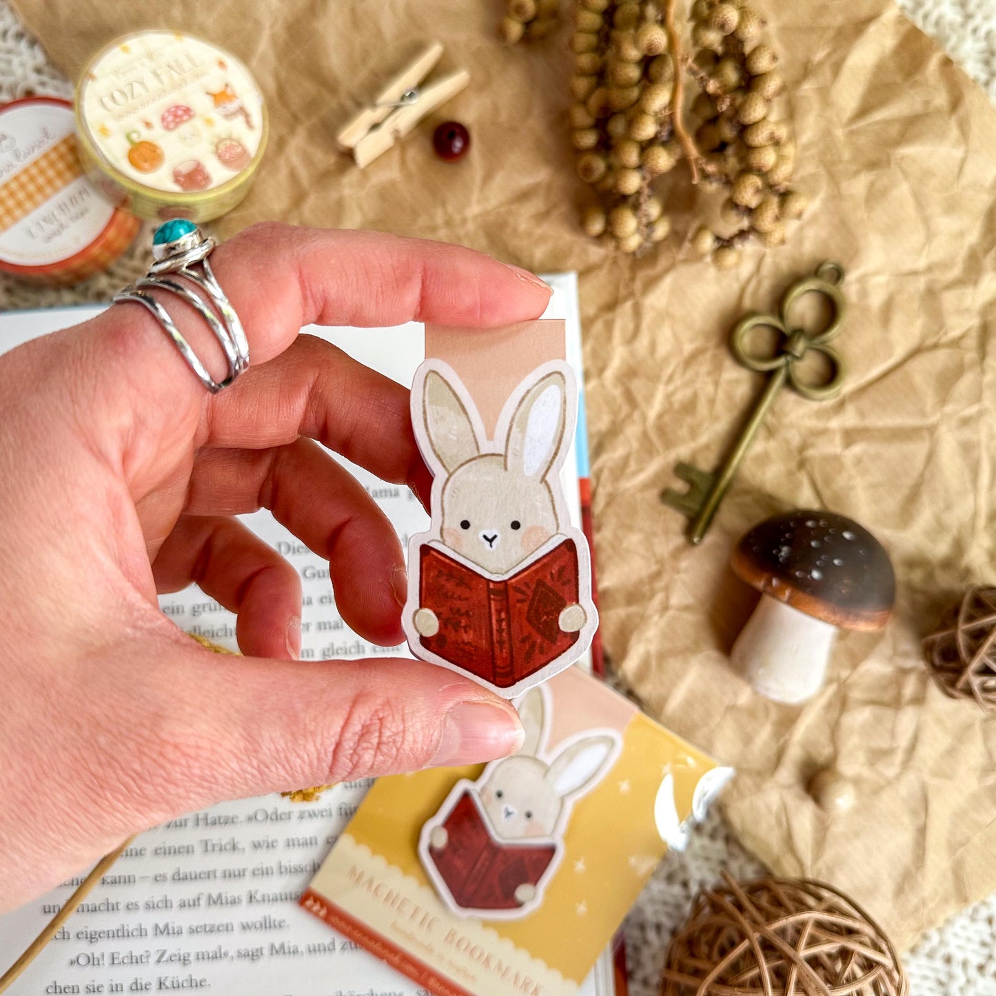 Magnetic Bookmark - Bunny Reader