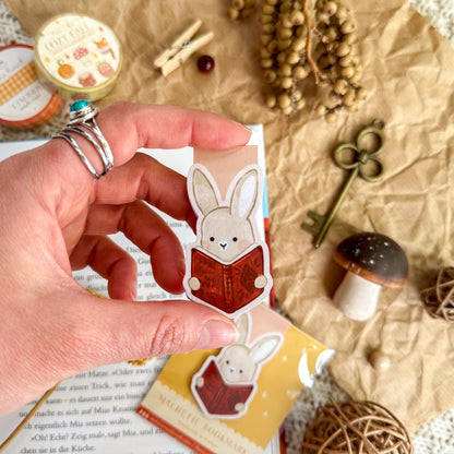 Magnetic Bookmark - Bunny Reader