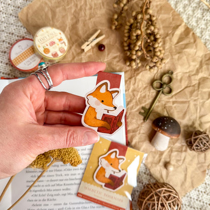 Magnetic Bookmark - Fox Reader