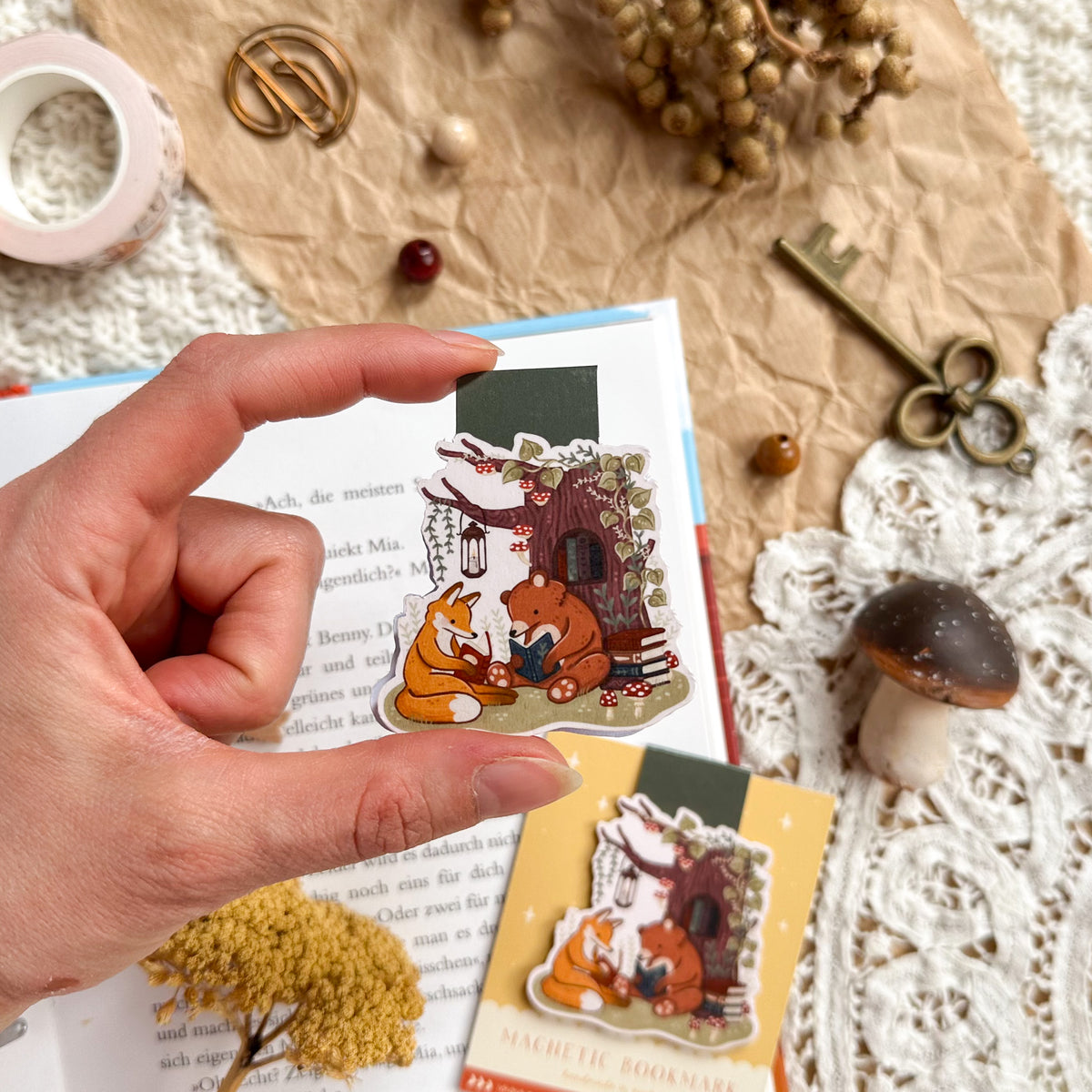 Magnetic Bookmark - Enchanted Forest Book Club