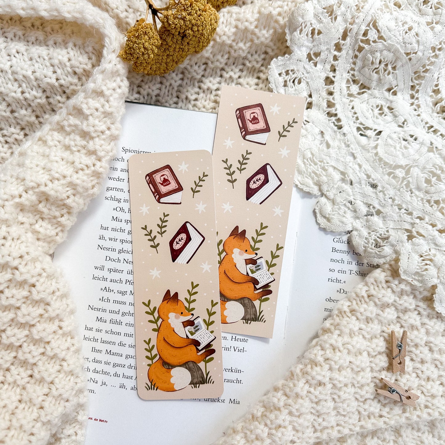 Bookmark - Reading Fox