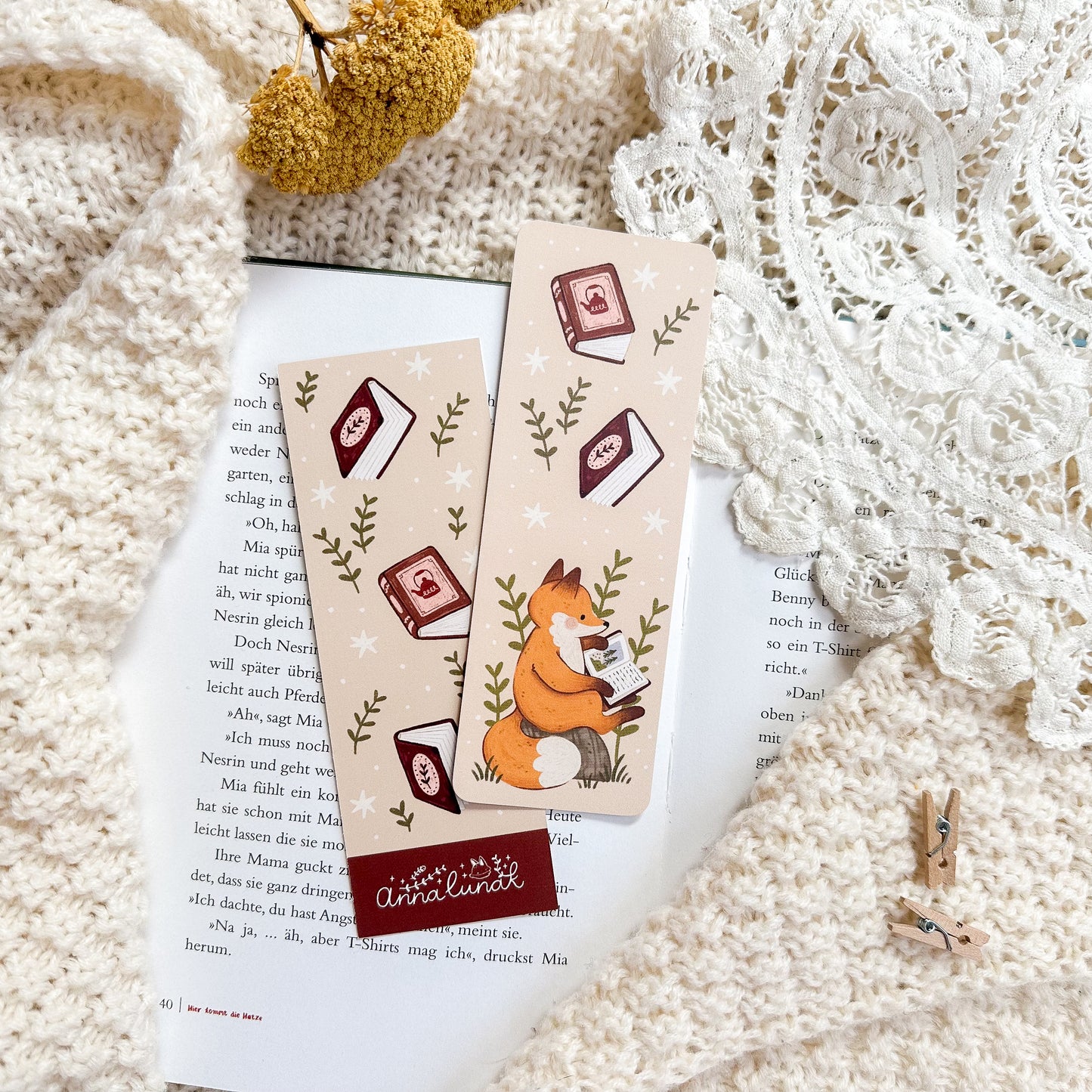 Bookmark - Reading Fox