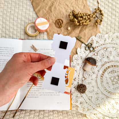 Magnetic Bookmark - Outdoor Teatime Fox