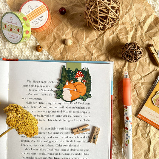 Fern Fox Magnetic Bookmark