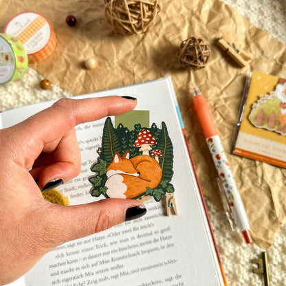 Fern Fox Magnetic Bookmark